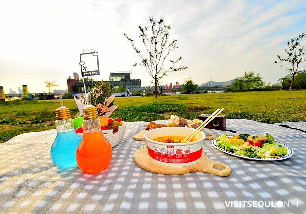 The Ultimate Han River (Hangang) Day Trip: Water Sports, Ramyeon, and Chimaek han 2 ramyeon